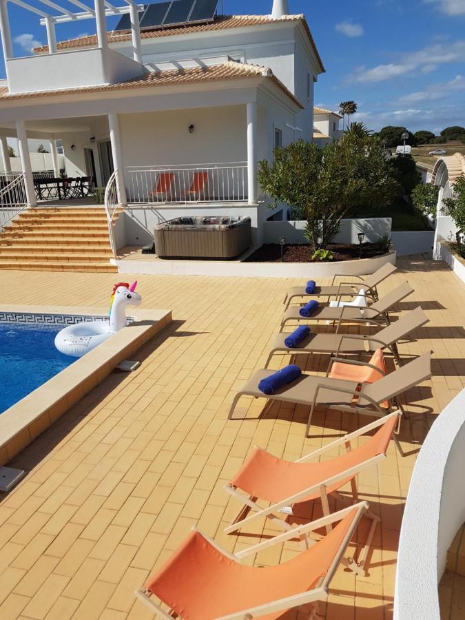 Sunset Villa By Laranjal Rentals Ольюш-ди-Агуа  Экстерьер фото