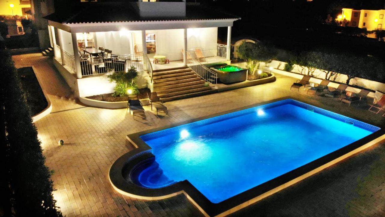 Sunset Villa By Laranjal Rentals Ольюш-ди-Агуа  Экстерьер фото
