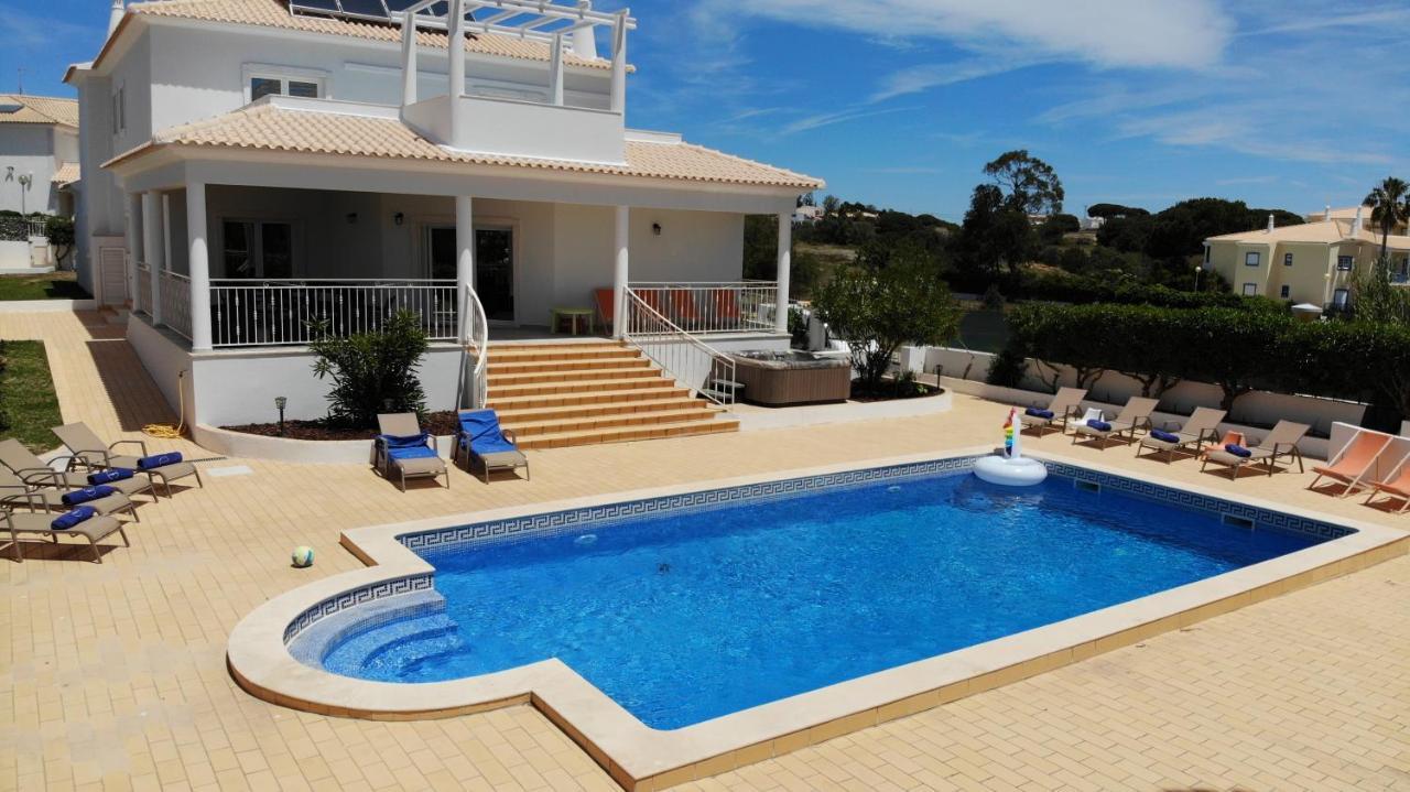 Sunset Villa By Laranjal Rentals Ольюш-ди-Агуа  Экстерьер фото